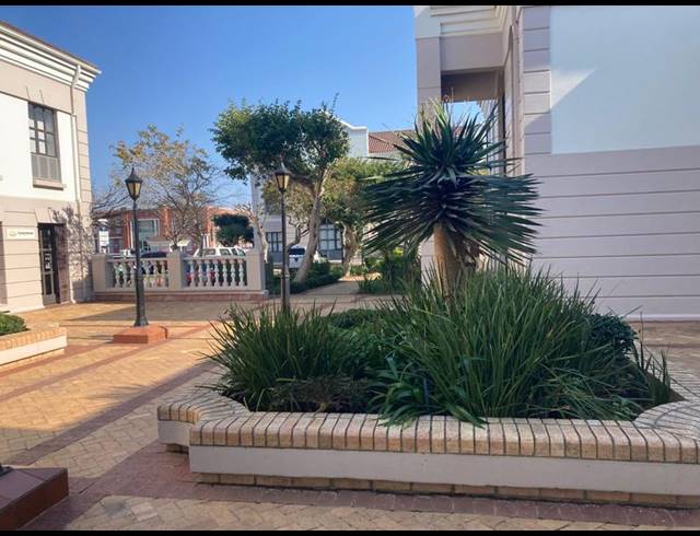 BUSINESS PROPERTY TO RENT IN NEWTON PARK